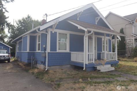 1010 S 39th Tacoma WA 98418