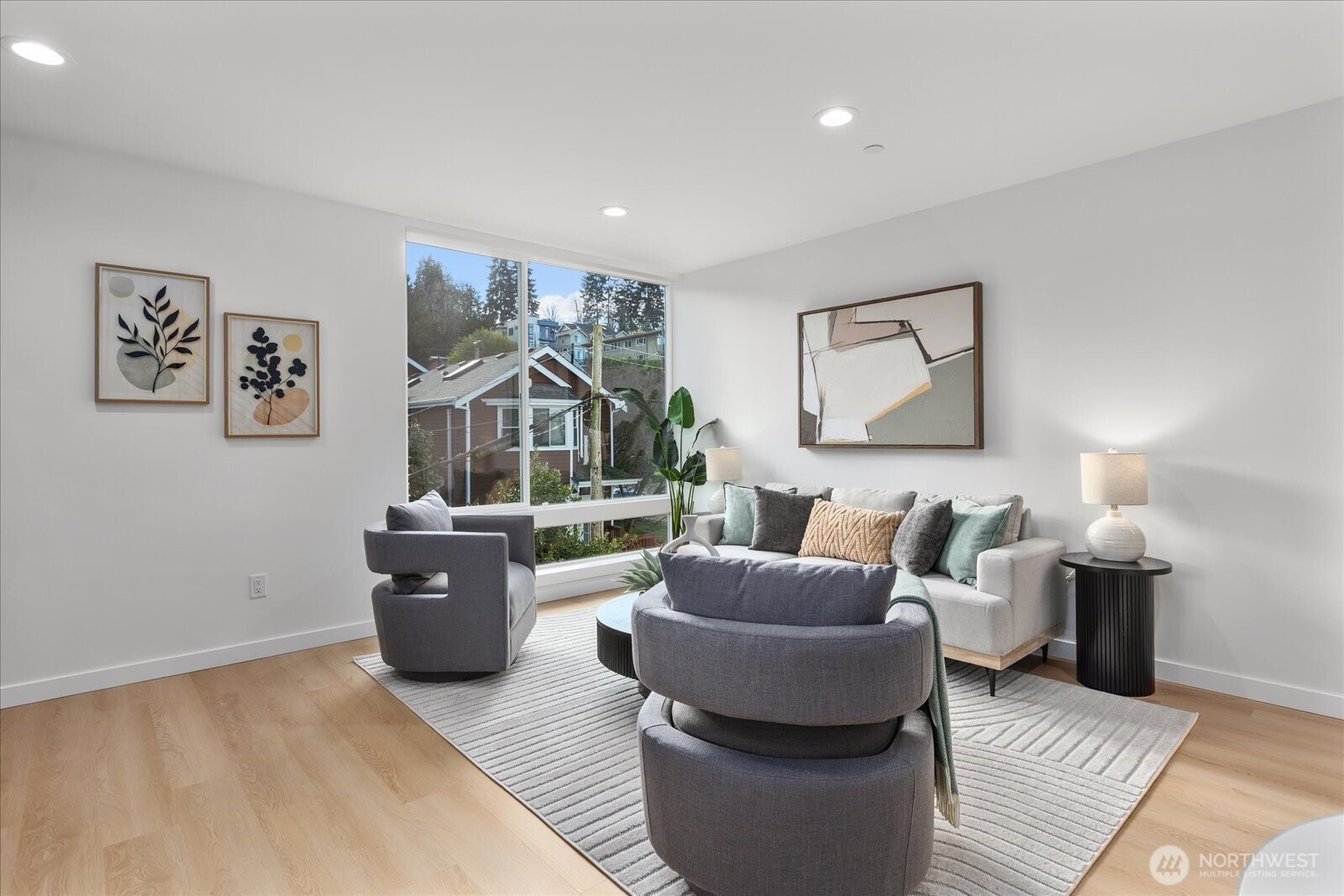 3112 Queen Anne Avenue N Seattle WA 98119