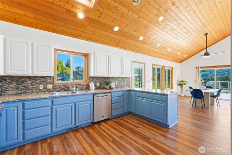 23667 Dalacey Lane Mount Vernon WA 98274