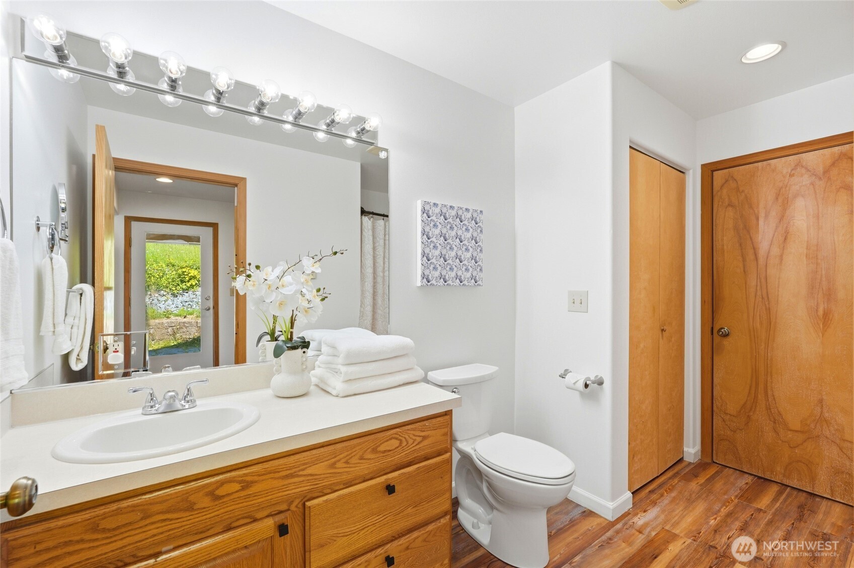 23667 Dalacey Lane Mount Vernon WA 98274