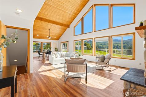 23667 Dalacey Lane Mount Vernon WA 98274