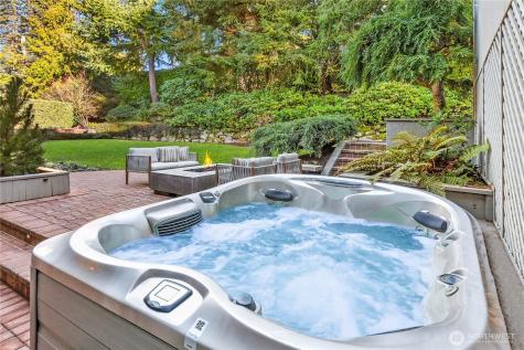 7580 SE 71st Street Mercer Island WA 98040