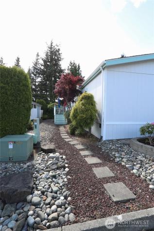 1427 100th Street SW Everett WA 98204