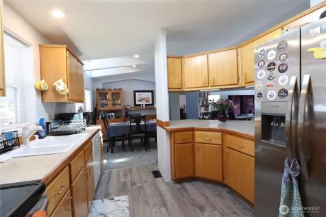 1427 100th Street SW Everett WA 98204