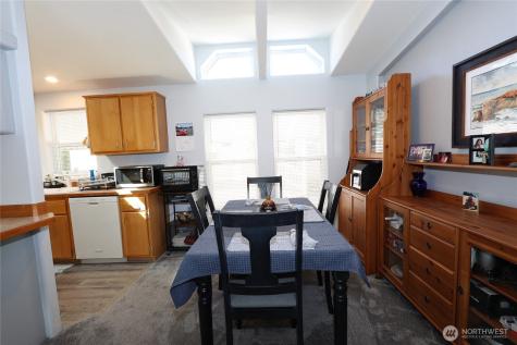 1427 100th Street SW Everett WA 98204