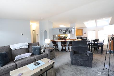 1427 100th Street SW Everett WA 98204