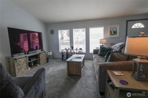 1427 100th Street SW Everett WA 98204