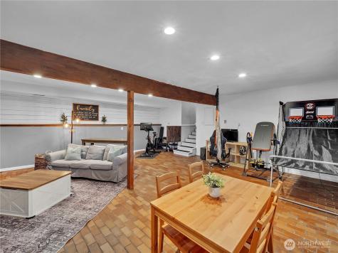 22423 SE 321st Street Kent WA 98042