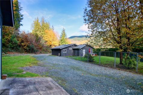 1856 State Route 9 Sedro Woolley WA 98284