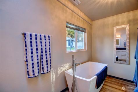 1856 State Route 9 Sedro Woolley WA 98284