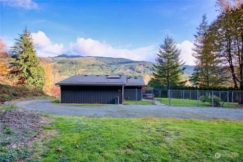 1856 State Route 9 Sedro Woolley WA 98284