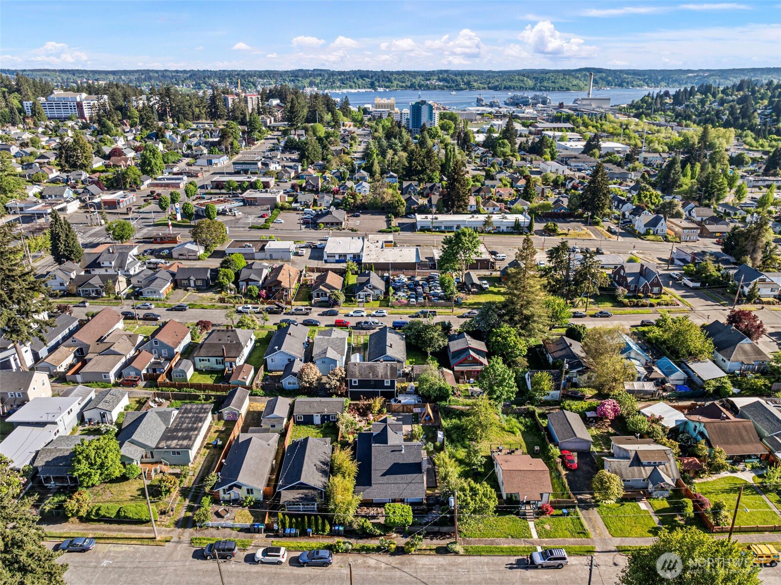 2127 8th Street Bremerton WA 98312