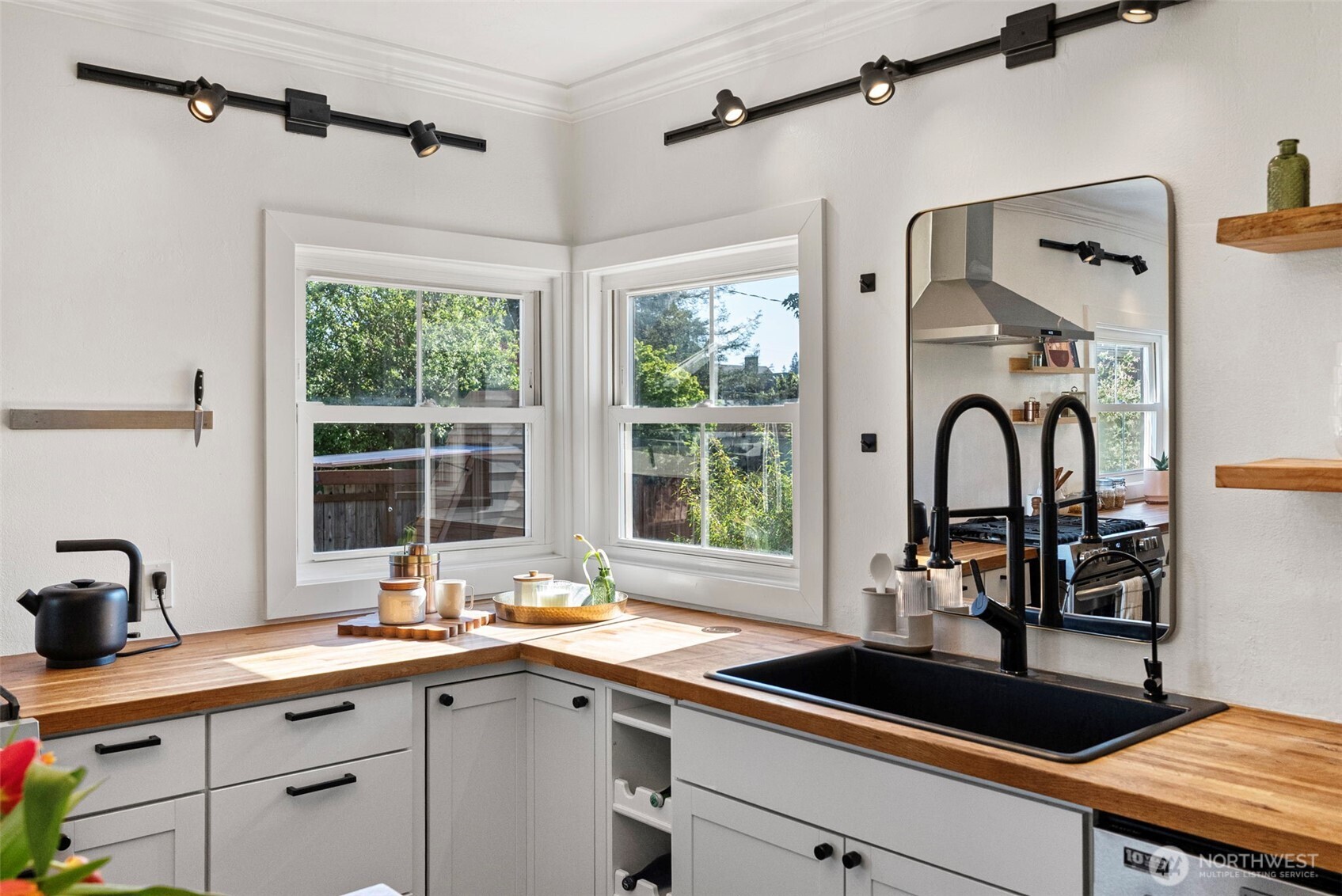 2127 8th Street Bremerton WA 98312