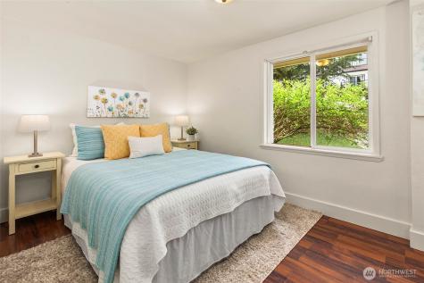 23803 56th Avenue W Mountlake Terrace WA 98043