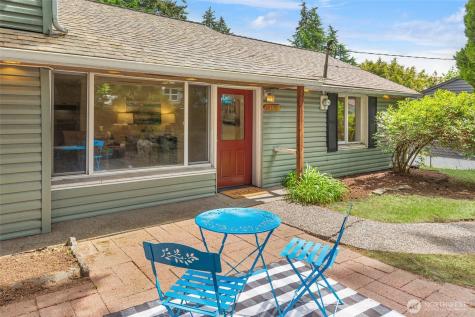 23803 56th Avenue W Mountlake Terrace WA 98043