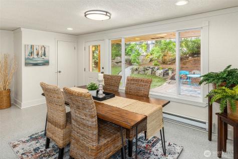 23803 56th Avenue W Mountlake Terrace WA 98043