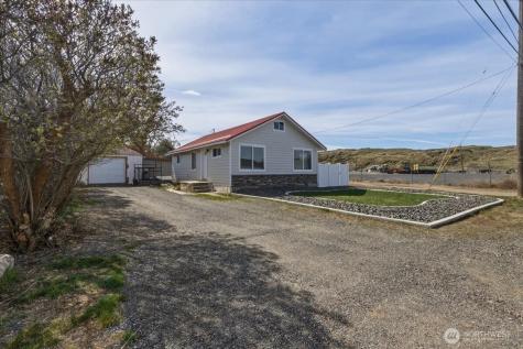 328 Sunny Drive Electric City WA 99123