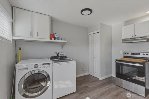 328 Sunny Drive Electric City WA 99123