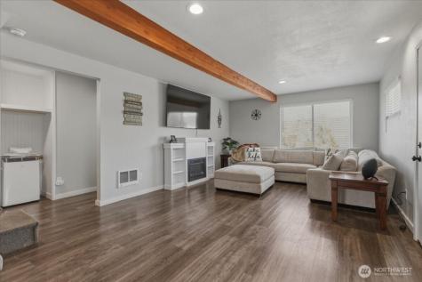 328 Sunny Drive Electric City WA 99123
