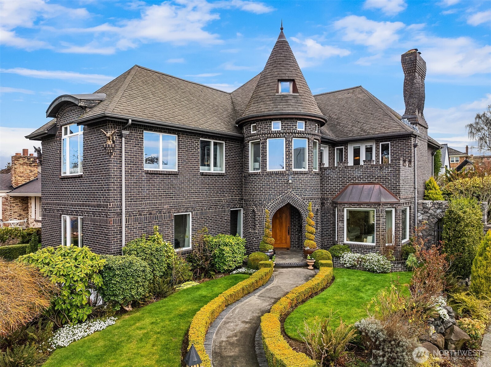 3000 42nd Avenue W Seattle WA 98199