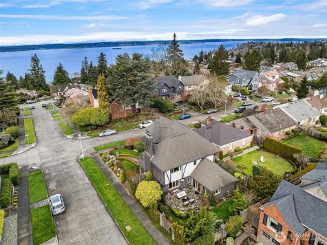 3000 42nd Avenue W Seattle WA 98199