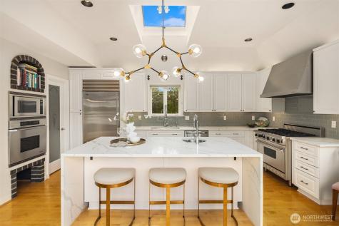 3000 42nd Avenue W Seattle WA 98199