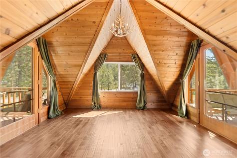 13 Littel Road Mazama WA 98833