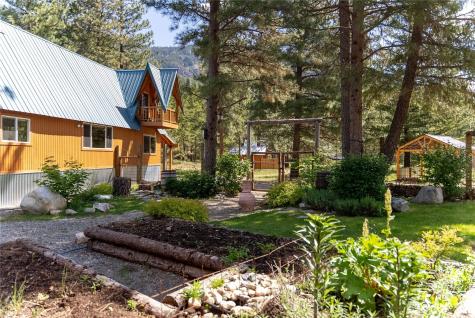 13 Littel Road Mazama WA 98833