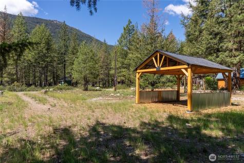 13 Littel Road Mazama WA 98833