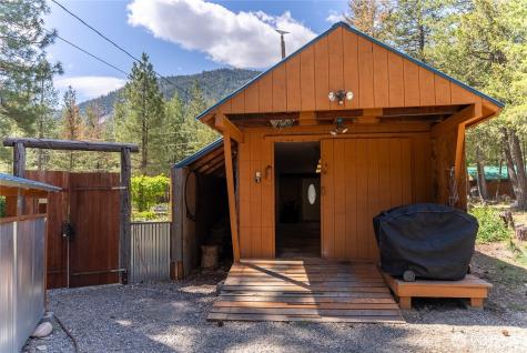13 Littel Road Mazama WA 98833