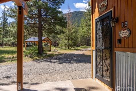 13 Littel Road Mazama WA 98833