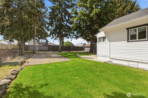 6214 S Warner Street Tacoma WA 98409