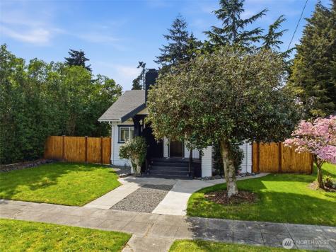 6214 S Warner Street Tacoma WA 98409