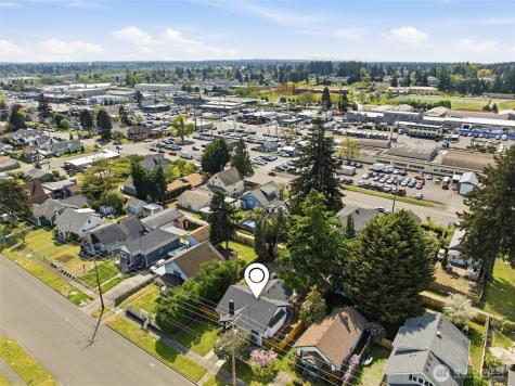 6214 S Warner Street Tacoma WA 98409