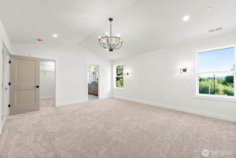 1238 9th Street SW Puyallup WA 98371