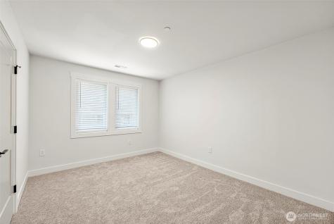 1238 9th Street SW Puyallup WA 98371