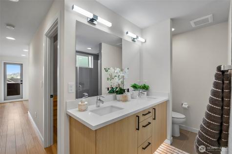 2440 NW 60th Street Seattle WA 98107