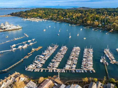 141 Parfitt Way SW Bainbridge Island WA 98110