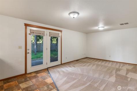 6107 189th Loop SW Rochester WA 98579