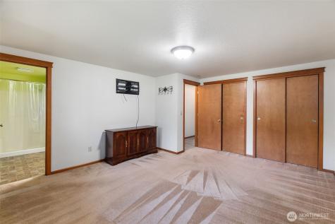 6107 189th Loop SW Rochester WA 98579
