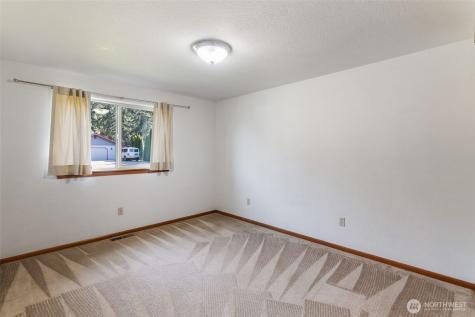 6107 189th Loop SW Rochester WA 98579
