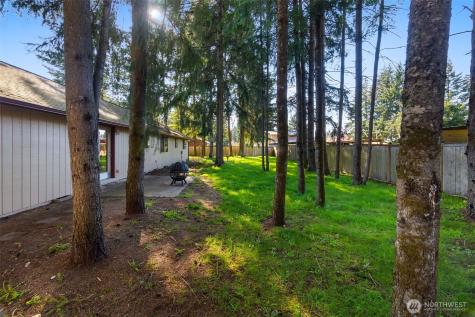 6107 189th Loop SW Rochester WA 98579