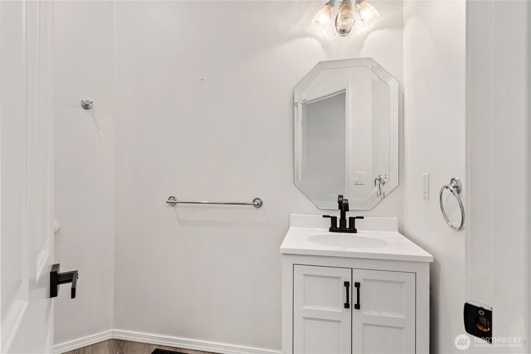7094 SW Dundee Court Port Orchard WA 98367