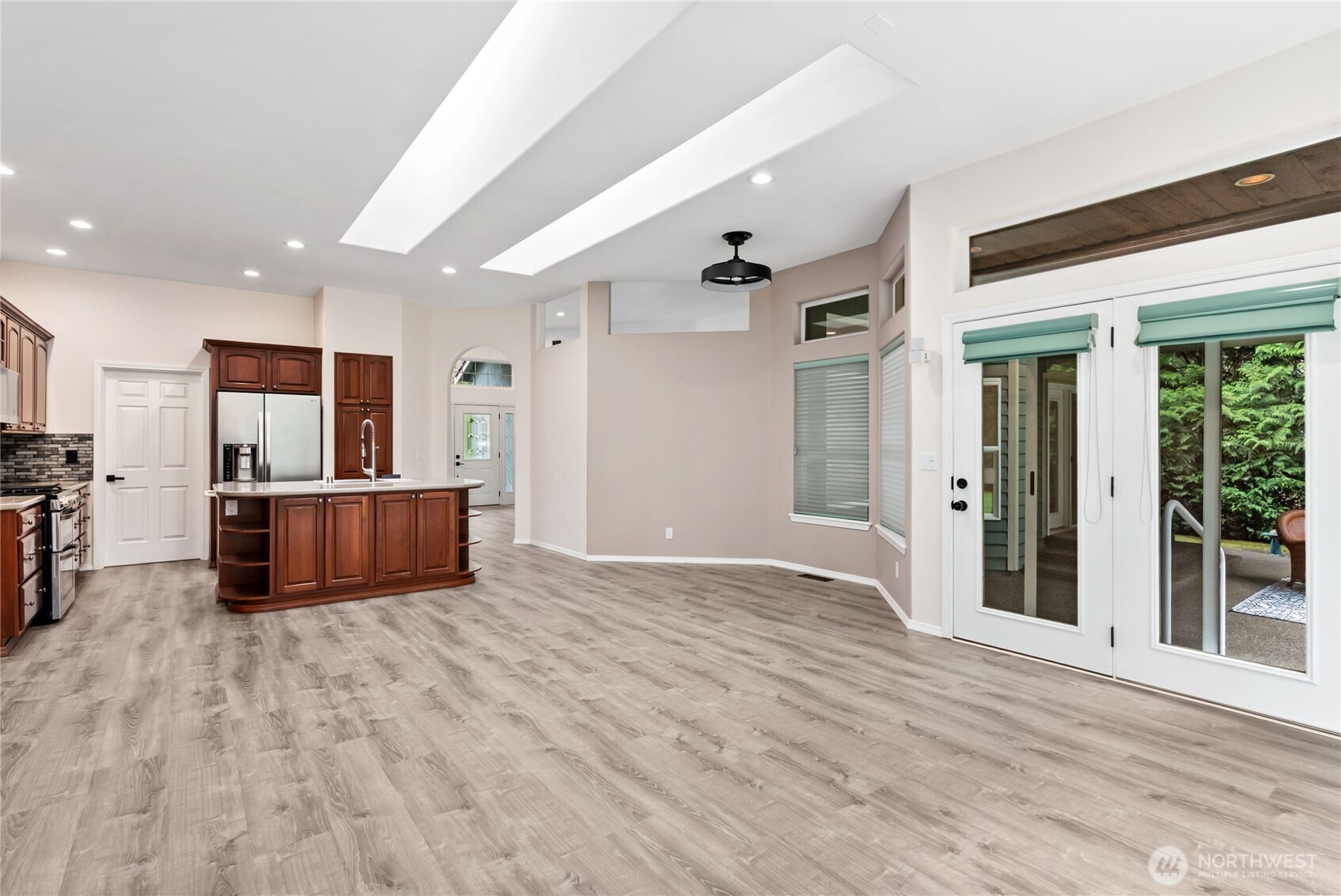 7094 SW Dundee Court Port Orchard WA 98367