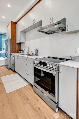 1227 E Roy Street Seattle WA 98102