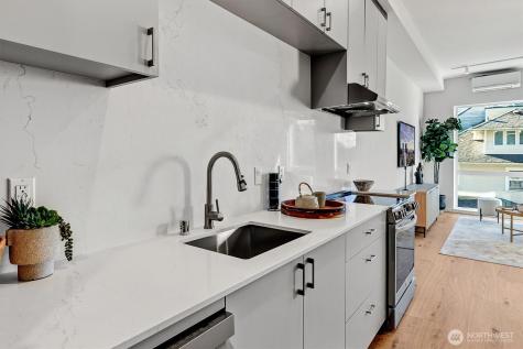 1227 E Roy Street Seattle WA 98102