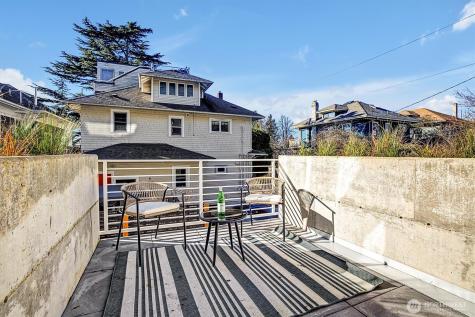 1227 E Roy Street Seattle WA 98102