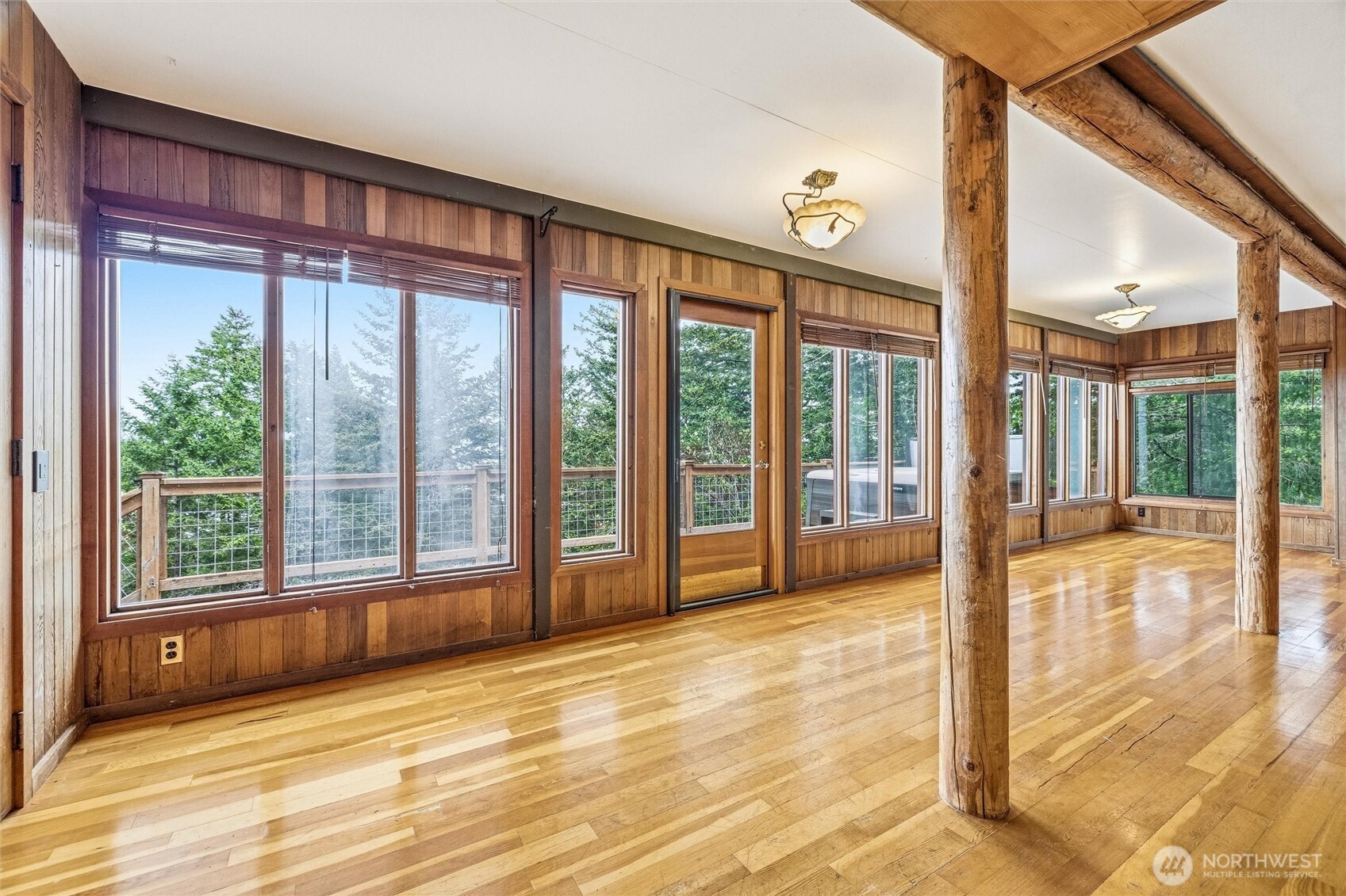 1136 Island Drive Lummi Island WA 98262