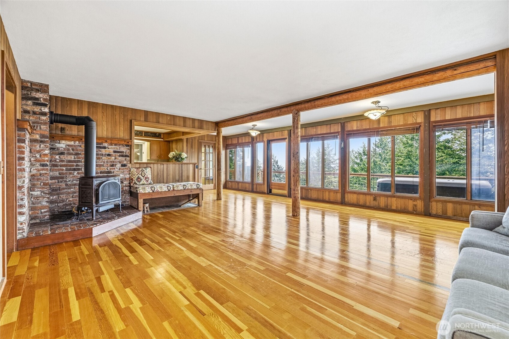 1136 Island Drive Lummi Island WA 98262