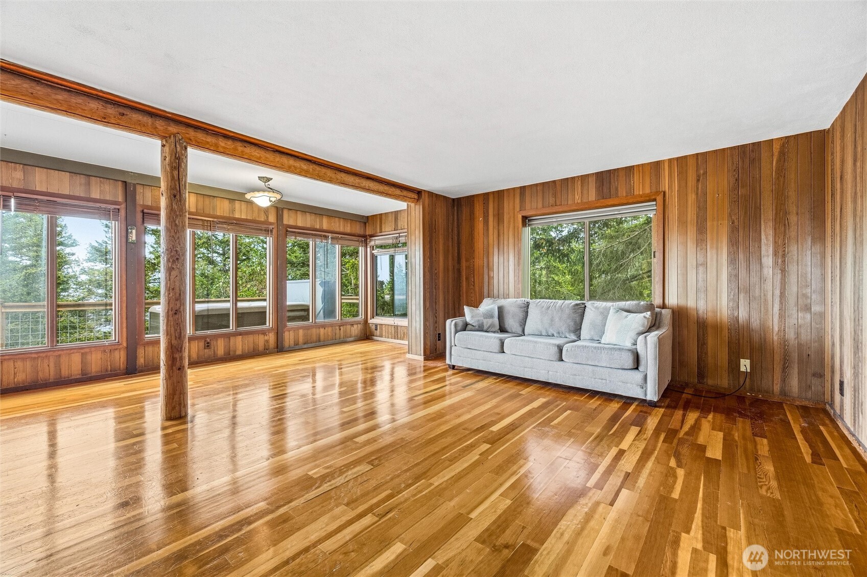 1136 Island Drive Lummi Island WA 98262